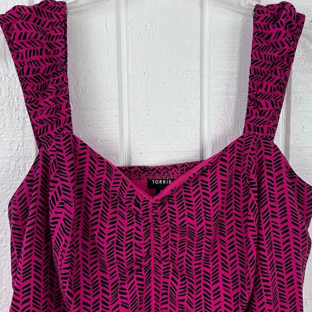 Torrid Pink Black Smocked Tank Top Size 1 Plus Sleeveless Peplum Blouse - Picture 3 of 7